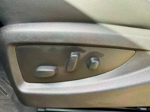 Used 2019 Chevrolet Silverado 2500 LTZ w/ Duramax Plus Package AWD/4WD image 21