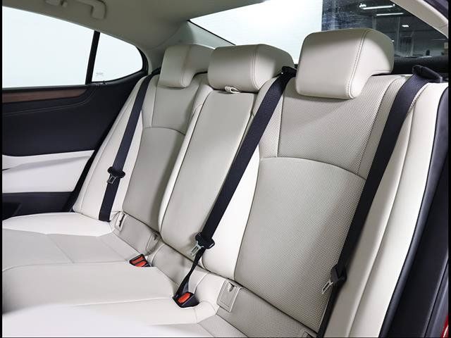 Certified 2025 Lexus ES 350 w/ Premium Package FWD image 10