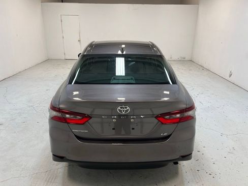 Used 2024 Toyota Camry LE FWD image 4