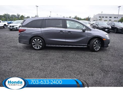 New 2026 Honda Odyssey Elite image 8