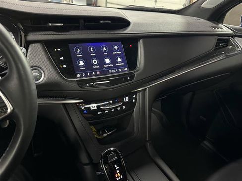 Certified 2026 Cadillac XT5 Sportv w/ LPO, Floor Liner Package AWD/4WD image 18