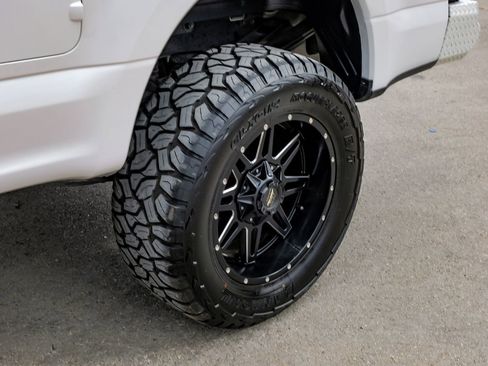 Used 2017 Ford F350 Lariat w/ Lariat Ultimate Package image 63