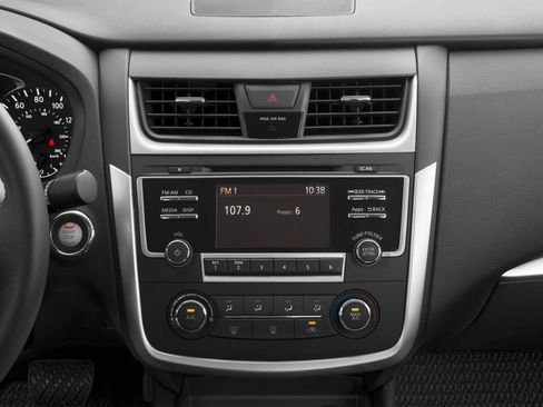 Used 2017 Nissan Altima 2.5 SR w/ Midnight Edition Package image 7