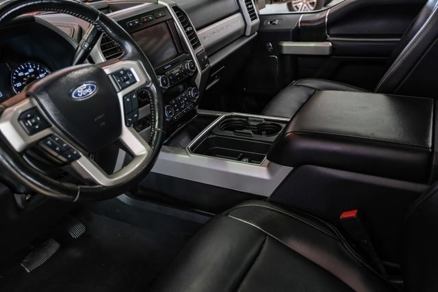 Used 2021 Ford F250 Lariat w/ Lariat Ultimate Package AWD/4WD image 26