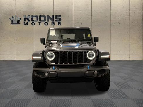 Used 2024 Jeep Wrangler Unlimited Rubicon 4xe AWD/4WD image 3