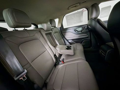 New 2026 Lincoln Corsair Premiere FWD image 30