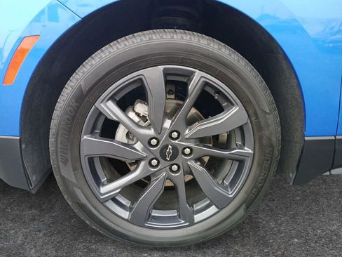 Used 2024 Chevrolet Equinox RS w/ RS Leather Package FWD image 9