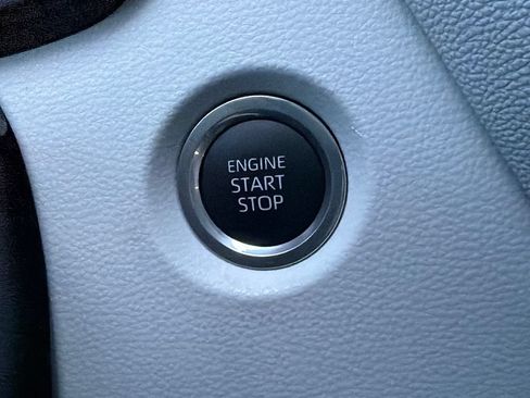 Used 2024 Toyota Corolla SE FWD image 35