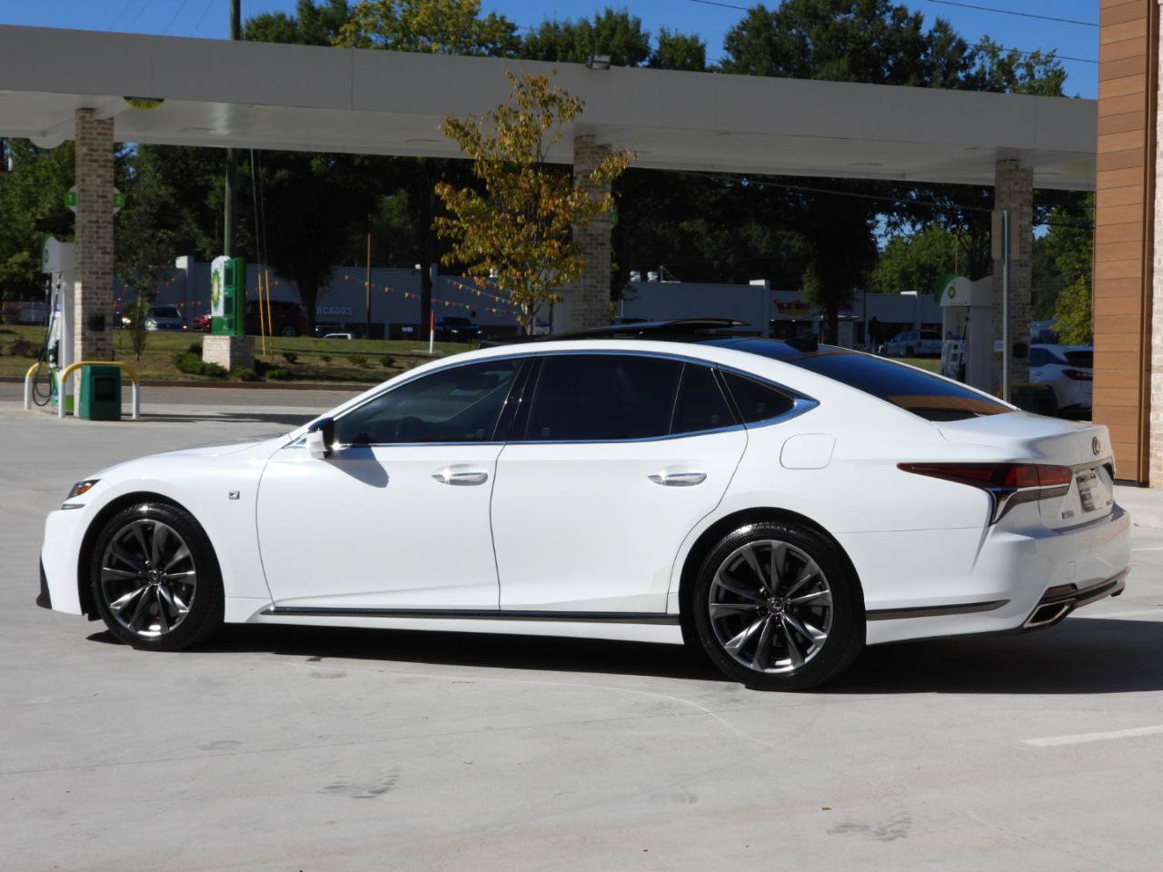 Used 2020 Lexus LS 500 F Sport w/ Cold Weather Package (CK) RWD image 43