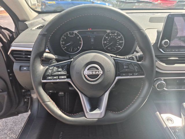 Used 2025 Nissan Altima 2.5 SR FWD image 22