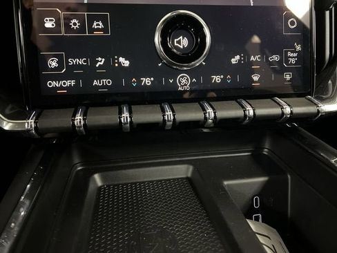 New 2025 GMC Acadia Elevation w/ Black Edition AWD/4WD image 18