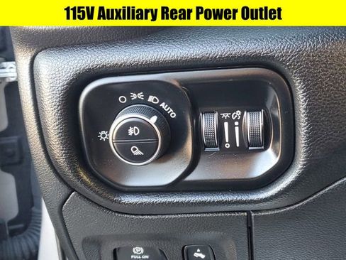 Certified 2025 RAM 1500 Big Horn image 20