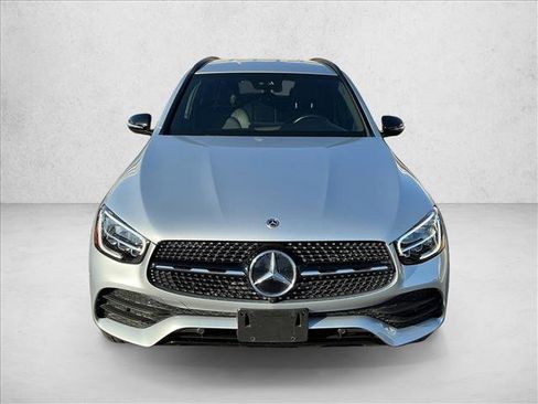 Certified 2022 Mercedes-Benz GLC 300 4MATIC image 2