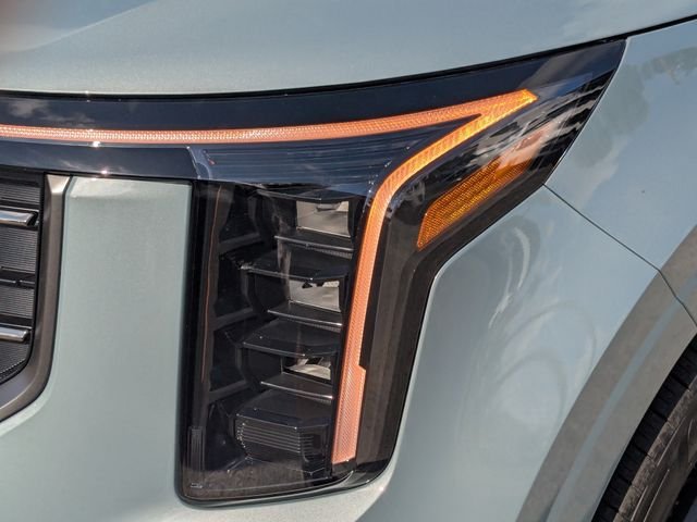 New 2027 Kia Carnival SX w/ Dark Edition Package FWD image 10
