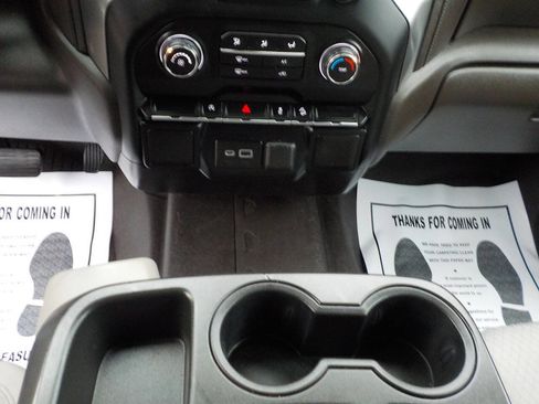 Used 2020 Chevrolet Silverado 1500 LT image 21