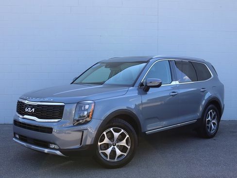 Used 2022 Kia Telluride EX image 51