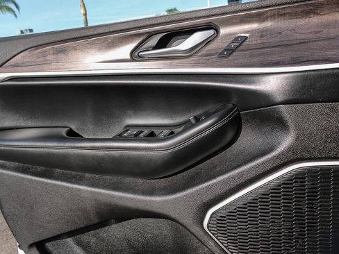 Used 2022 Jeep Grand Cherokee L Limited image 22