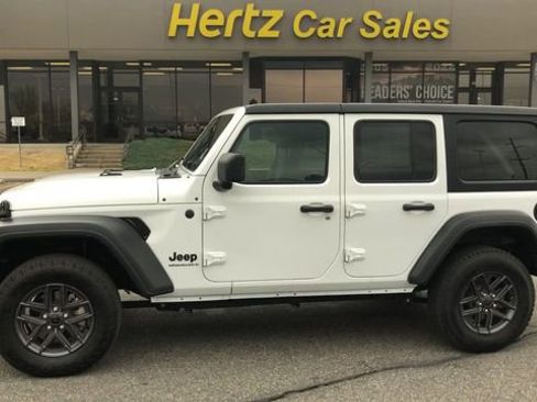 Used 2025 Jeep Wrangler Unlimited Sport AWD/4WD image 5