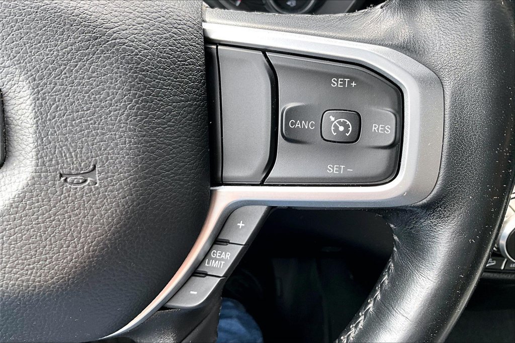 Used 2022 RAM 1500 Big Horn AWD/4WD image 12