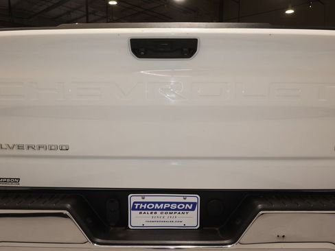Used 2023 Chevrolet Silverado 1500 LT image 20