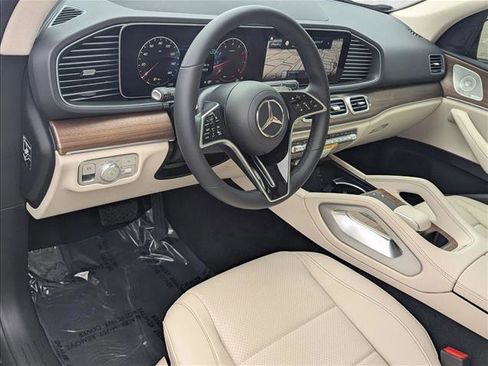 New 2026 Mercedes-Benz GLE 450 4MATIC image 3