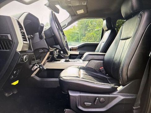 Used 2020 Ford F150 Lariat image 7