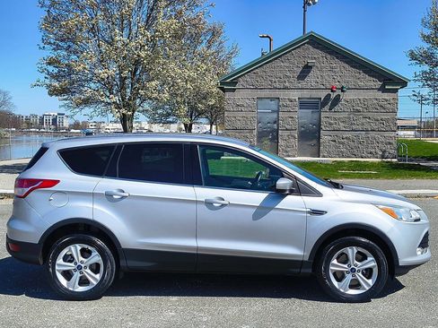 Used 2015 Ford Escape SE AWD/4WD image 8