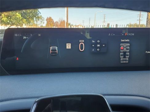 Certified 2025 Ford Expedition Active image 7