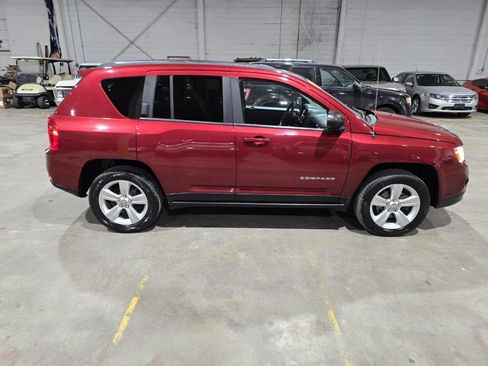 Used 2013 Jeep Compass Sport image 13
