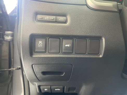 Used 2015 Nissan Murano SL w/ SL Technology Package AWD/4WD image 10
