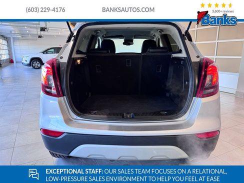 Certified 2022 Buick Encore Preferred w/ Safety Package image 7