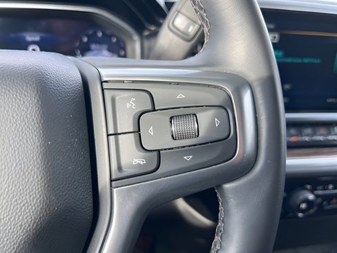 Used 2024 Chevrolet Silverado 1500 LT image 17