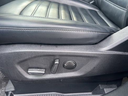 Used 2024 Ford Edge SEL w/ Convenience Package image 24