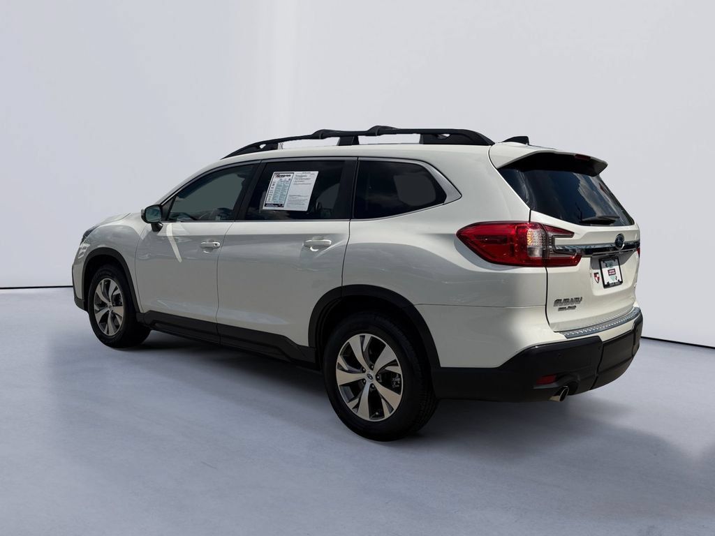 Certified 2023 Subaru Ascent Premium w/ Convenience Package AWD/4WD image 5