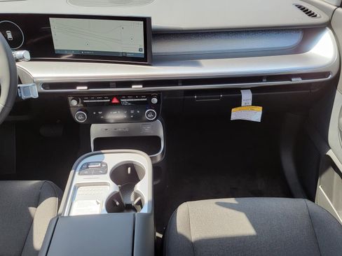 New 2026 Hyundai Ioniq 9 SE AWD/4WD image 14