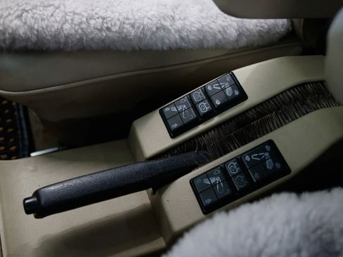 Used 1987 BMW 528e Sedan image 38