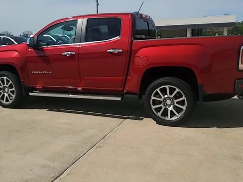 Used 2022 GMC Canyon Denali AWD/4WD image 6
