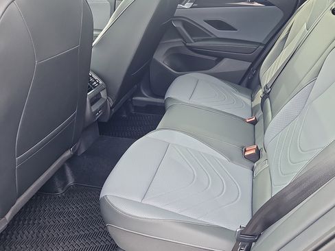 New 2026 Volkswagen Tiguan SE R-Line image 17