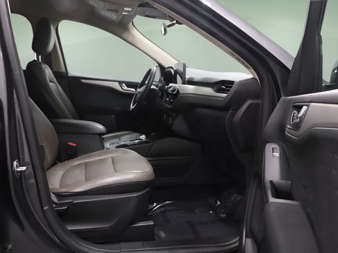 Used 2020 Ford Escape SE FWD image 15