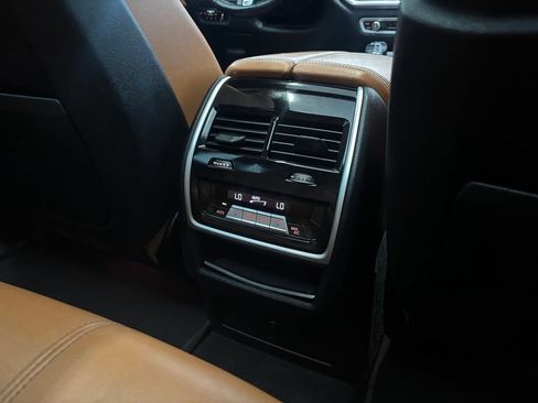Used 2020 BMW X5 xDrive40i w/ M Sport Package AWD/4WD image 17