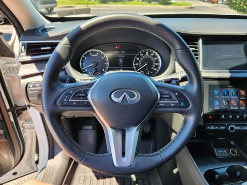 Used 2024 INFINITI QX50 Luxe AWD/4WD image 18