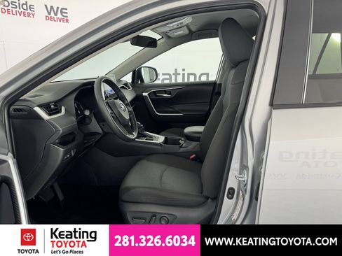 Certified 2025 Toyota RAV4 XLE AWD/4WD image 16