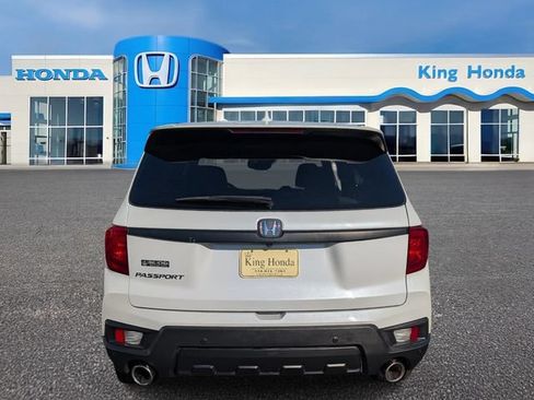 Used 2022 Honda Passport EX-L image 9