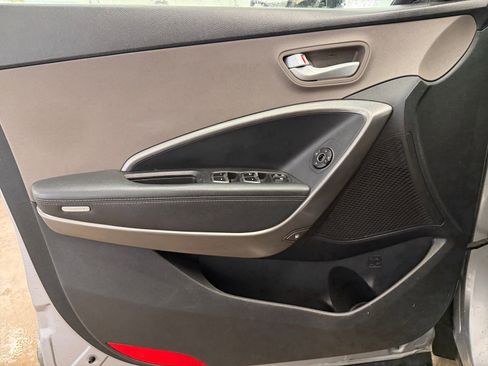 Used 2014 Hyundai Santa Fe GLS w/ Premium Package 05 image 20