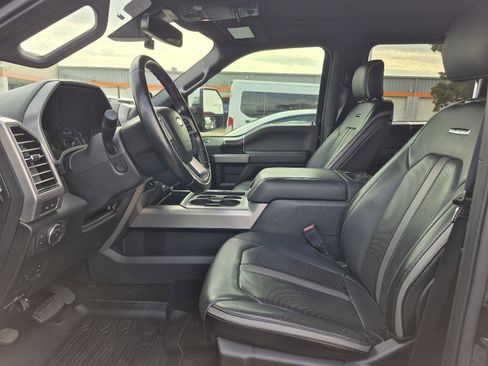 Used 2018 Ford F350 Platinum w/ Platinum Ultimate Package image 5