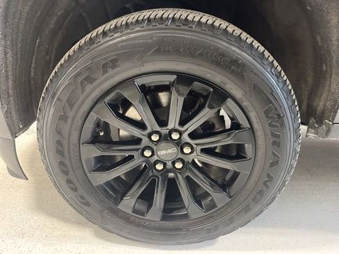 Certified 2022 GMC Canyon Elevation image 7