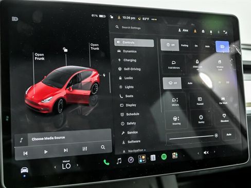 Used 2023 Tesla Model Y Long Range AWD/4WD image 26