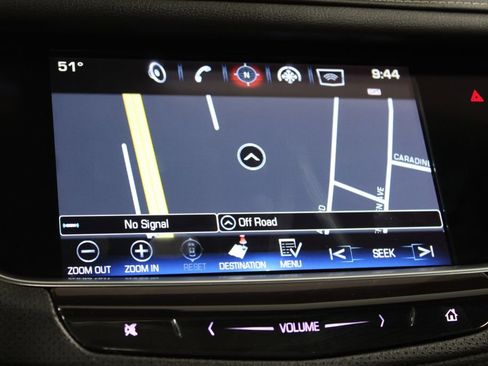 Used 2018 Cadillac XT5 Premium Luxury w/ Driver Assist Package image 31