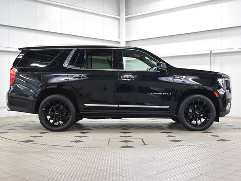 Used 2024 GMC Yukon Denali AWD/4WD image 9