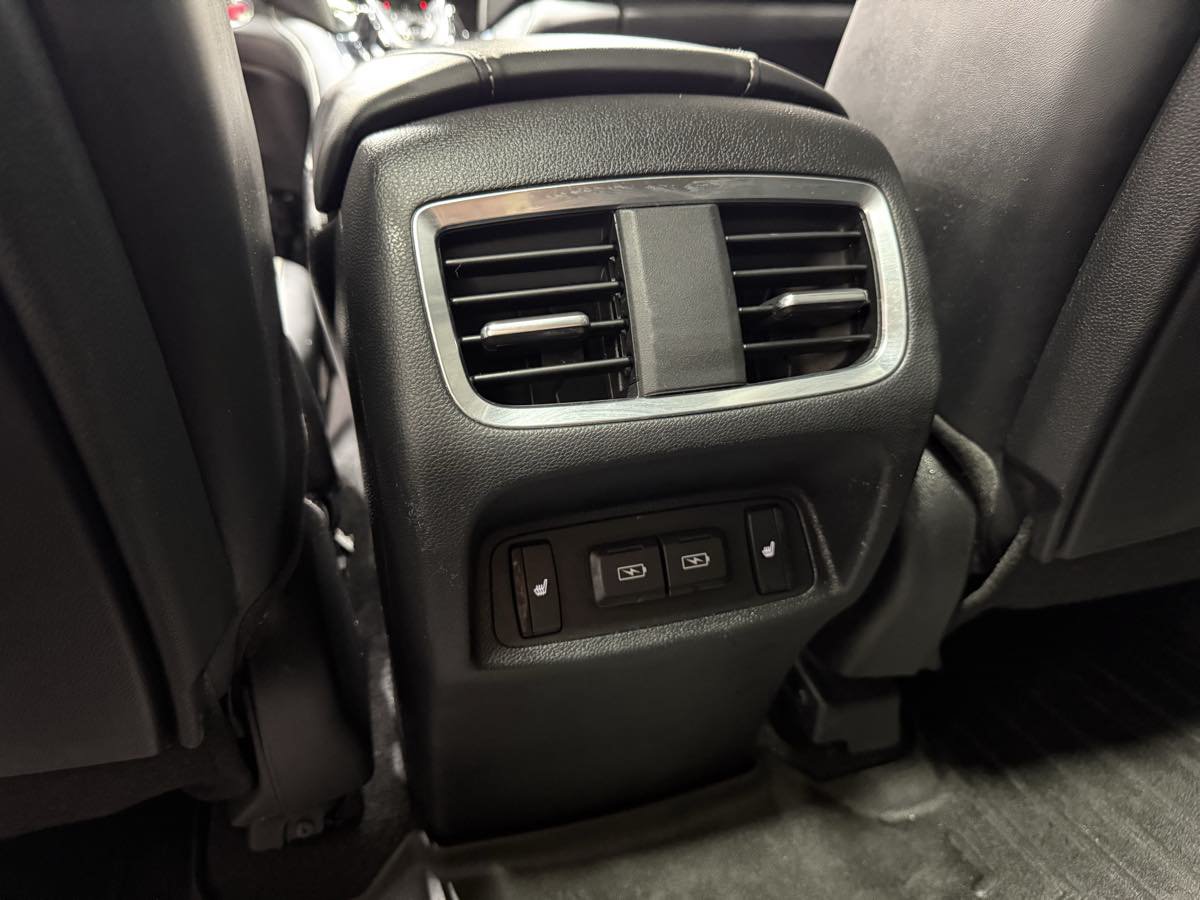 Used 2019 Acura RDX w/ Advance Package AWD/4WD image 18